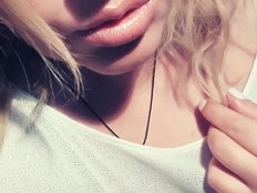 vesna2020 Webcam Model Profile