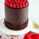 CHOCOLATE CAKE WITH STRAWSBERY 