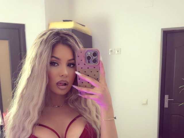 AriannaSins