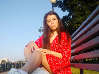 Lady in Red 2