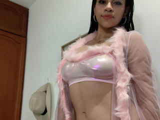🎀♥️ Pink robe and lingerie 🌷