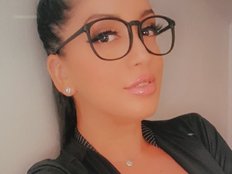 AdrianaClark - avatar