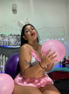 frida19 girl bunny photo 10012905