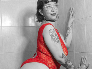 A daring pose