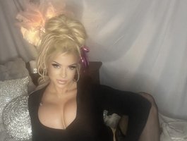 xtinastar Profile Image xtinastar Profile Image
