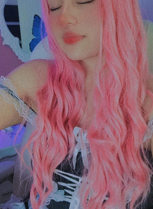 Me pink wig