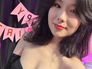 🥳