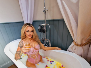 Join me in the bath