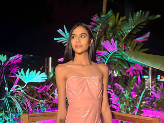 Sweety girl in the night β¨
