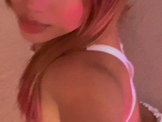 emi with pink hair
