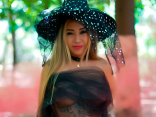 The witch of your dreams