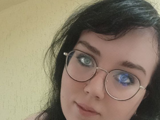 Beauty blue babe