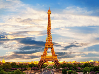 Take me to paris!!! aand i will be all yours