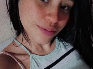 KISS ME LOVE