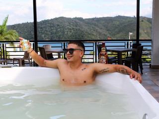 POOL PARTY