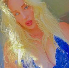 blueeyedzaya-sexy
