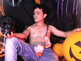 HAPPY HALLOWEEN