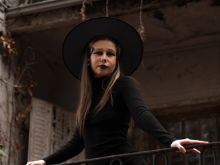 Aurora witch
