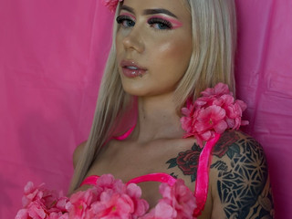 Pink love