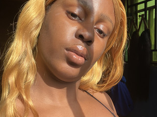 Sun kissed 😘 💋 ☀️