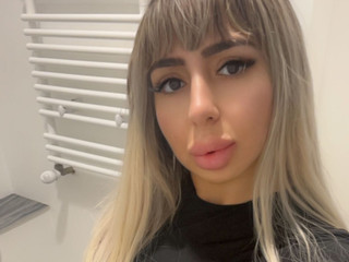 😝