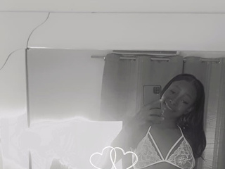 photos in my mirror