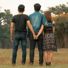 _a-la-trois