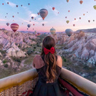 travel in a hot air balloon