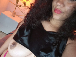 SEXY ME ON SUNDAY