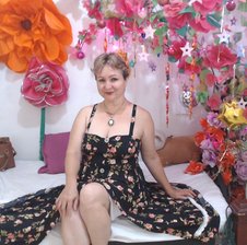 LADYQUEEN520