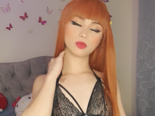 CAMII HONEY