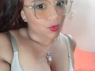 Do you like how the bra looks?