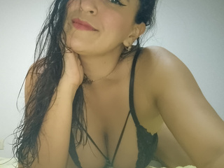 😈