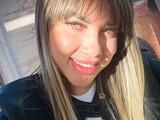 Give me a kiss