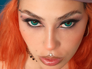 Dominant look