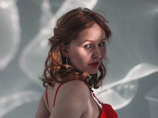 50 shades of red