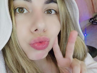 hello :)