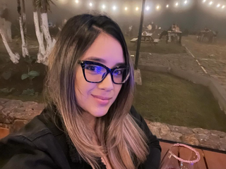 simply veronica