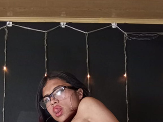 How do you like my glasses?