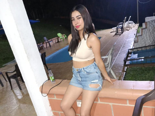 A little bad girl