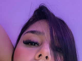 💕kisees💕