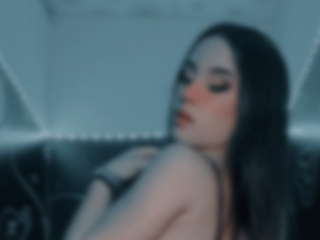 HOT RAQUEL