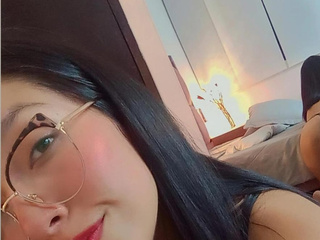 I like my hair straight🧸