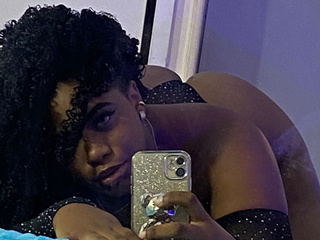 sexy tyra