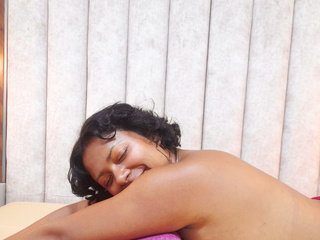 TOUCH ME AND MAKE ME GET SO WET!!