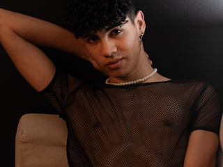DO YOU LIKE WHAT YOU SEE, MY LOVE?💘
