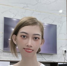 Lisaanh12