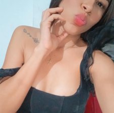 Antonella-rosse
