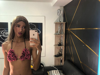 ebony beuty