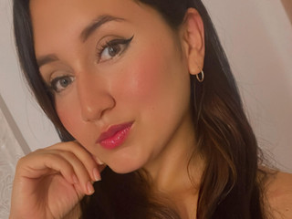 Pink lips